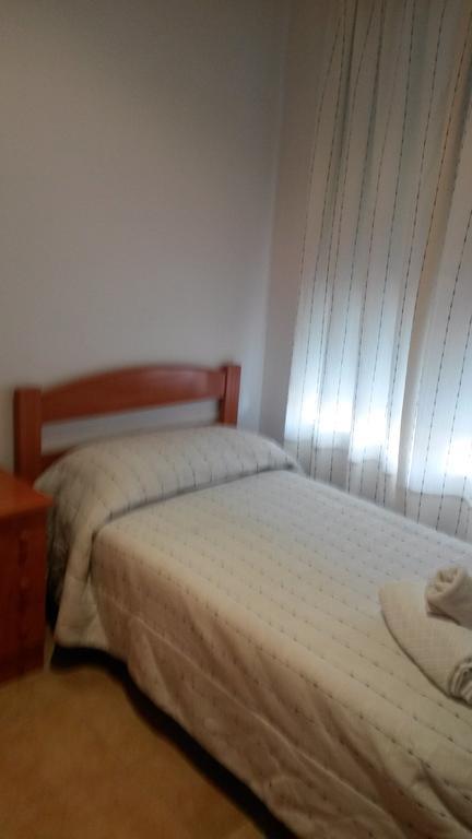 Hostal Virgen Del Pilar บาซา ภายนอก รูปภาพ